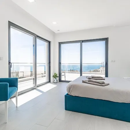 别墅 Locki With Jacuzzi, Private Pool And Sea View