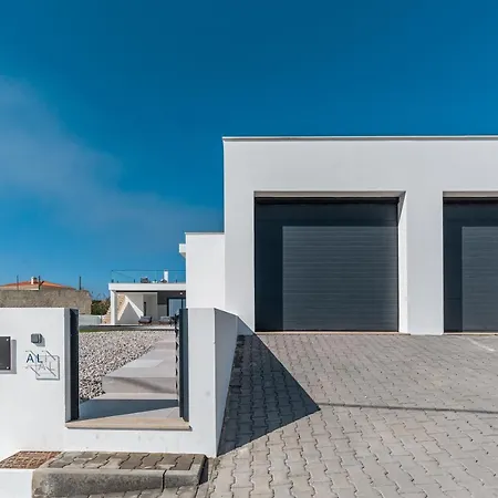 Villa Locki With Jacuzzi And Private Pool